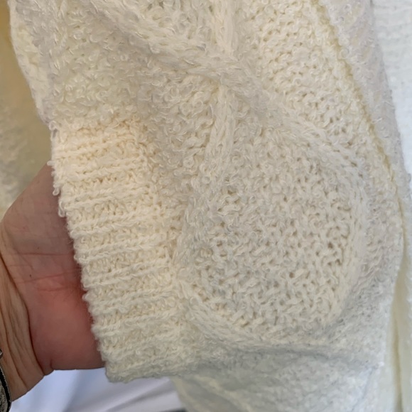 Vintage, white long sweater - Picture 4 of 6